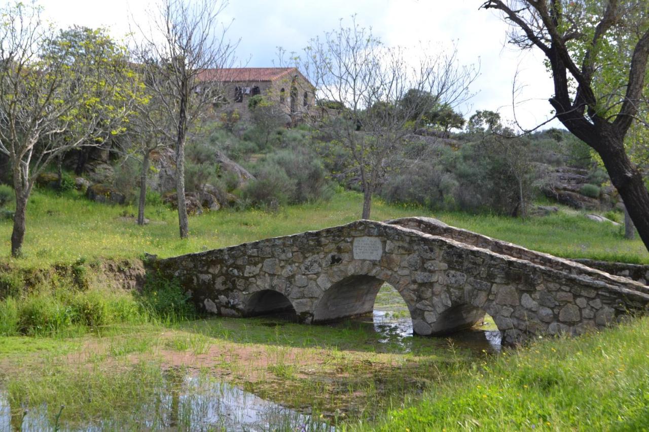 Albergue La Jarilla Plasenzuela Luaran gambar