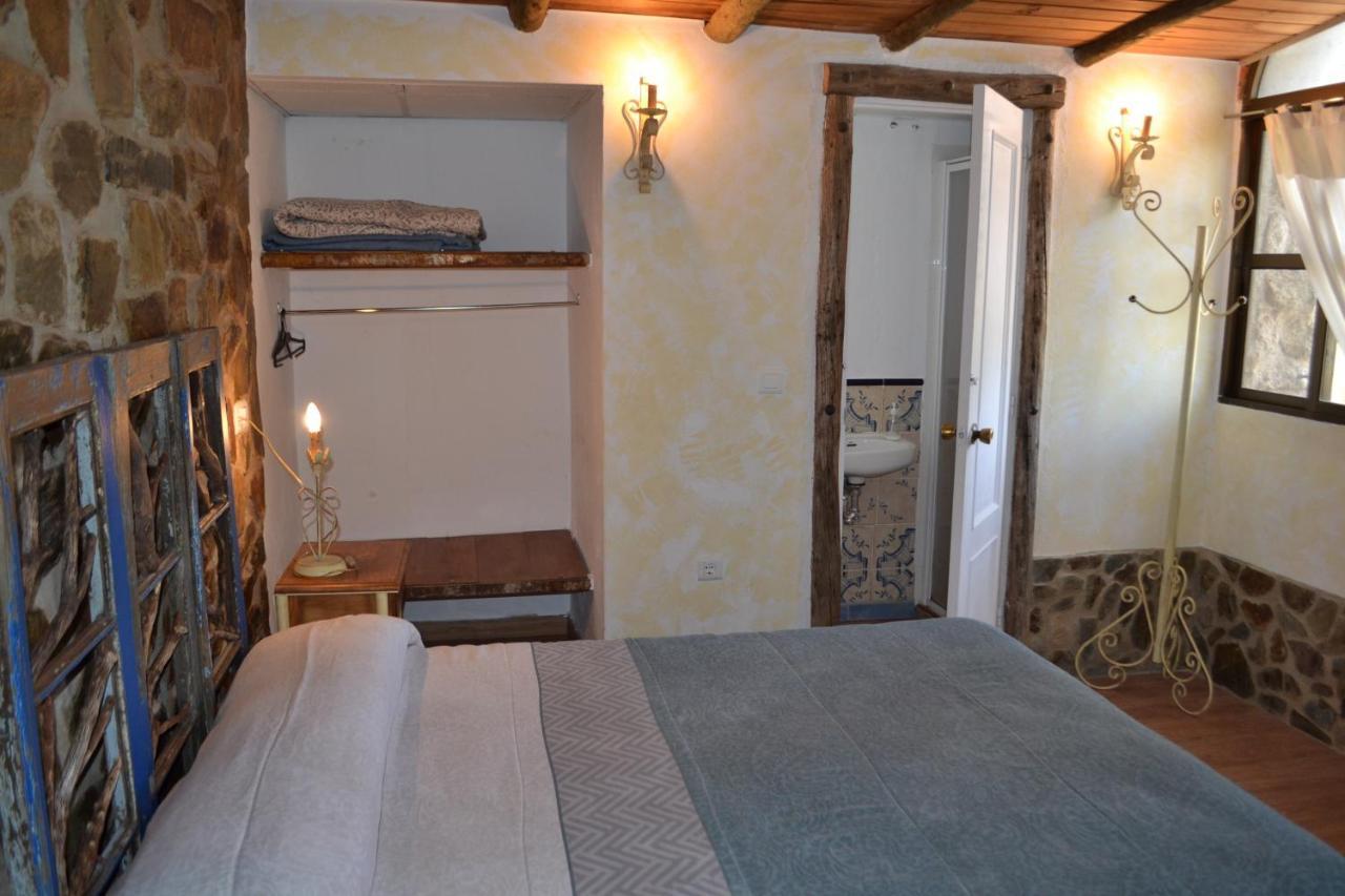 Albergue La Jarilla Plasenzuela Luaran gambar
